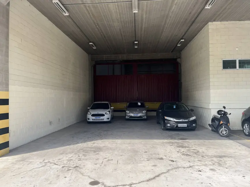 Foto 3 de Armazém / Galpão para alugar, 1676m2 em Itaqui, Itapevi - SP