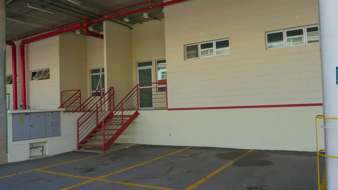 Foto 4 de Armazém / Galpão para alugar, 2956m2 em Água Espraiada, Embu Das Artes - SP