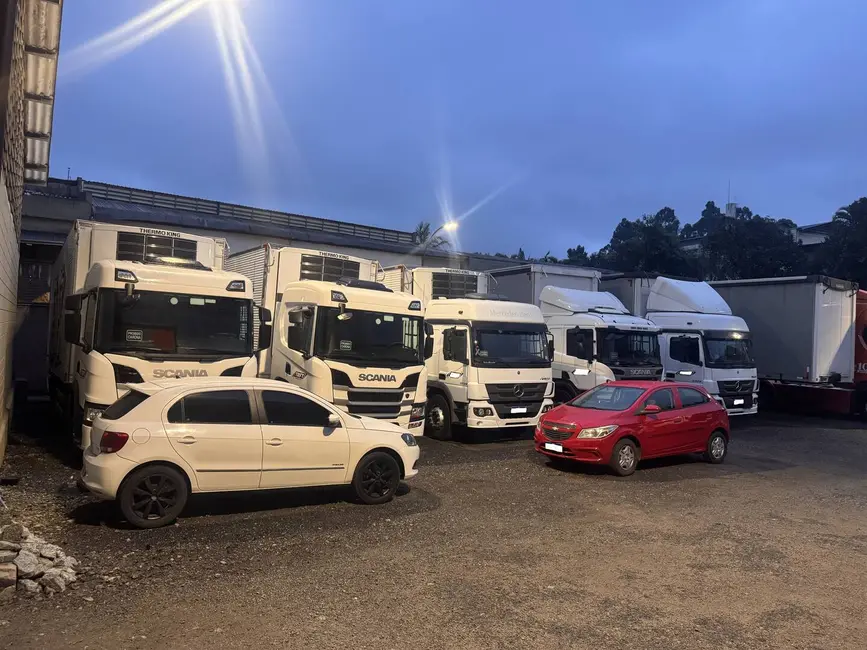 Foto 9 de Armazém / Galpão à venda, 900m2 em Jardim São Silvestre, Barueri - SP