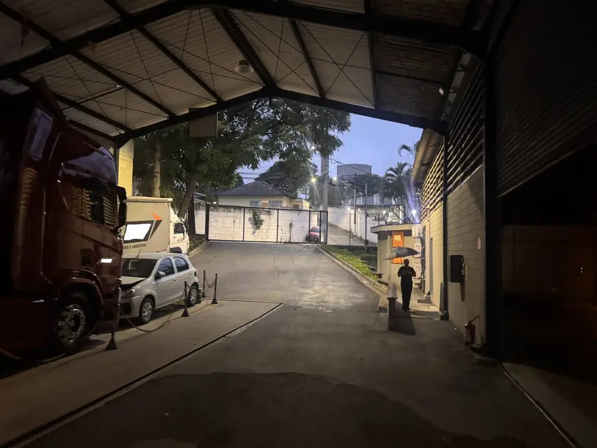 Foto 4 de Armazém / Galpão à venda, 900m2 em Jardim São Silvestre, Barueri - SP