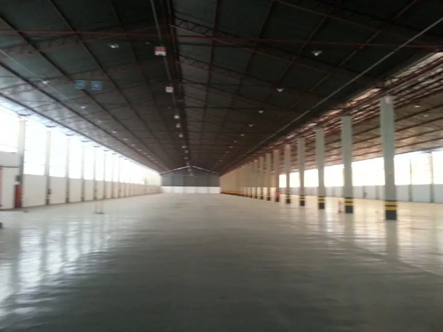 Foto 7 de Armazém / Galpão para alugar, 10000m2 em Itapevi - SP