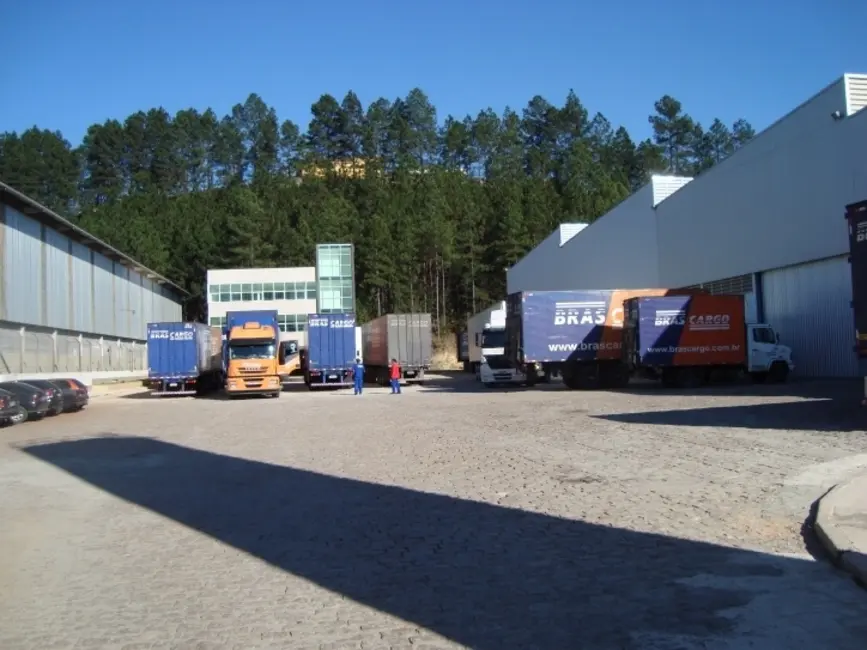 Armazém / Galpão à venda e para alugar, 6340m2 em Itaqui, Itapevi - SP - imagem 3 Foto 3 de Armazém / Galpão à venda e para alugar, 6340m2 em Itaqui, Itapevi - SP