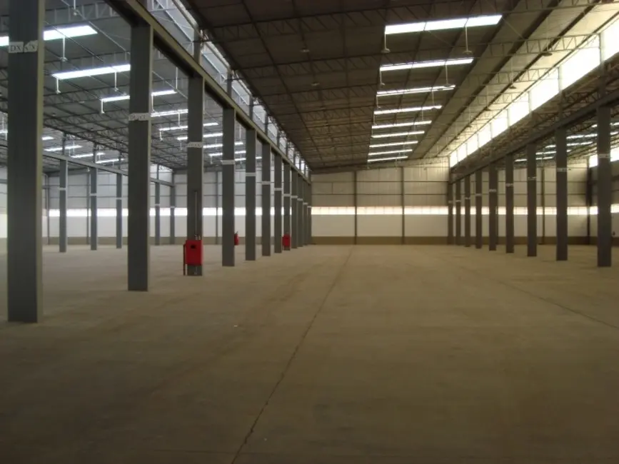 Armazém / Galpão à venda e para alugar, 6340m2 em Itaqui, Itapevi - SP - imagem 7 Foto 7 de Armazém / Galpão à venda e para alugar, 6340m2 em Itaqui, Itapevi - SP