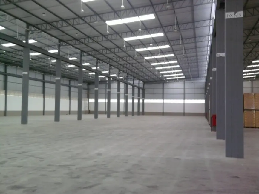 Armazém / Galpão à venda e para alugar, 6340m2 em Itaqui, Itapevi - SP - imagem 8 Foto 8 de Armazém / Galpão à venda e para alugar, 6340m2 em Itaqui, Itapevi - SP