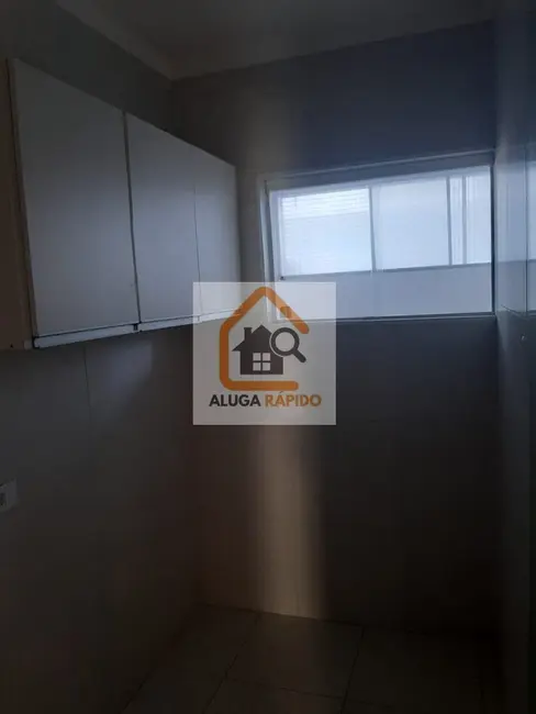 Apartamento com 2 quartos para alugar em Jardim Vila Galvão, Guarulhos - SP - imagem 3 Foto 3 de Apartamento com 2 quartos para alugar em Jardim Vila Galvão, Guarulhos - SP