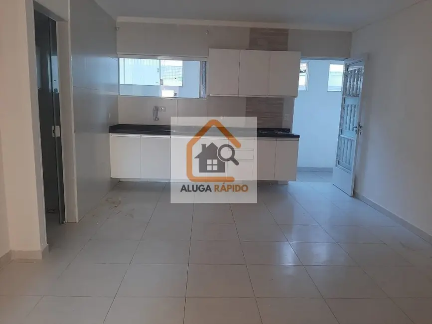 Apartamento com 2 quartos para alugar em Jardim Vila Galvão, Guarulhos - SP - imagem 4 Foto 4 de Apartamento com 2 quartos para alugar em Jardim Vila Galvão, Guarulhos - SP