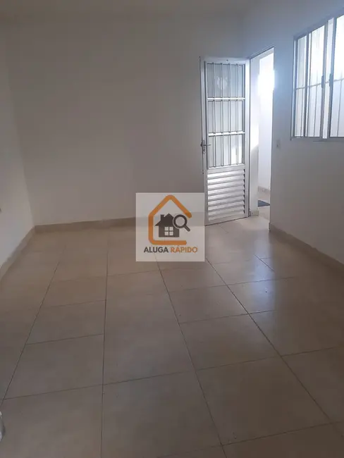 Apartamento com 1 quarto para alugar em Jardim Guimarães, Guarulhos - SP - imagem 3 Foto 3 de Apartamento com 1 quarto para alugar em Jardim Guimarães, Guarulhos - SP