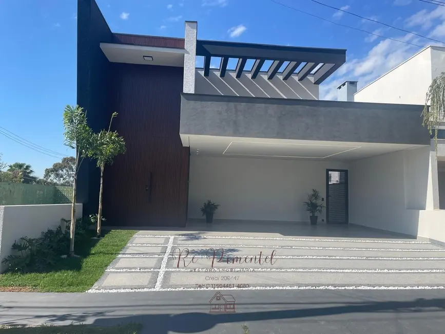 Foto 1 de Casa de Condomínio com 3 quartos à venda, 195m2 em Aparecidinha, Sorocaba - SP