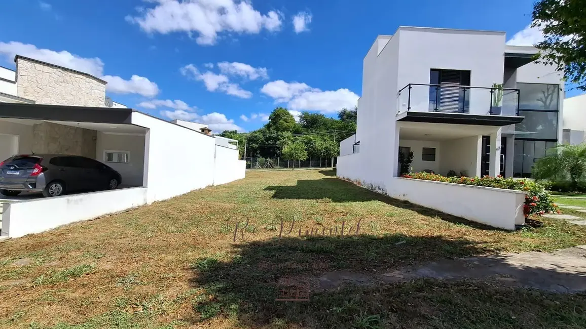 Foto 1 de Terreno / Lote à venda, 190m2 em Cajuru do Sul, Sorocaba - SP