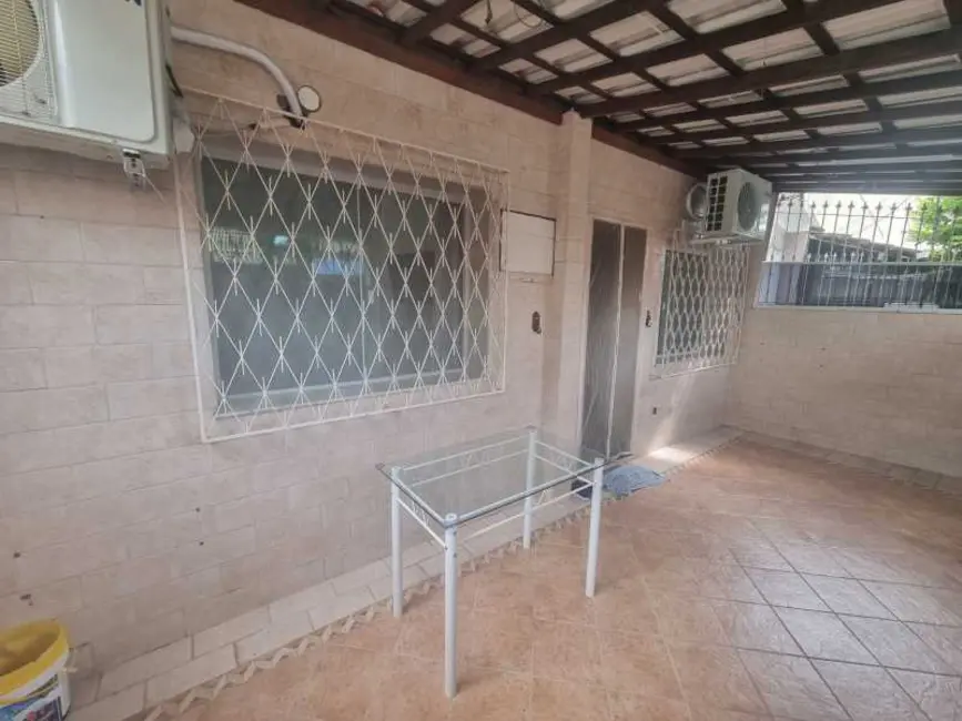 Foto 3 de Casa com 2 quartos à venda, 128m2 em Rio De Janeiro - RJ