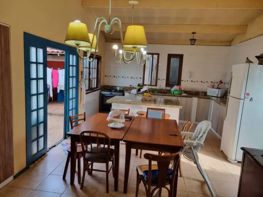 Casa com 2 quartos à venda, 150m2 em Rio De Janeiro - RJ - imagem 4 Foto 4 de Casa com 2 quartos à venda, 150m2 em Rio De Janeiro - RJ