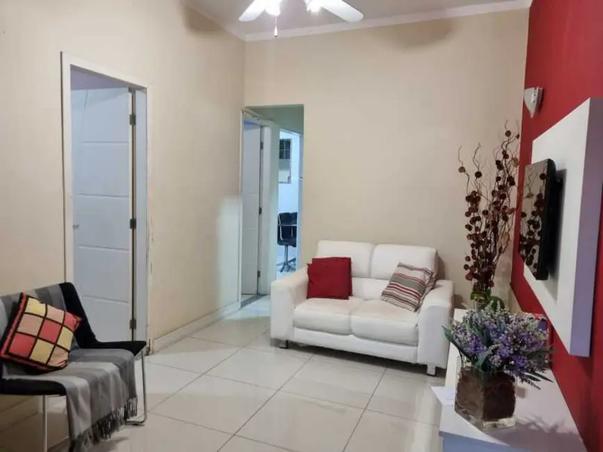 Casa com 2 quartos à venda, 148m2 em Rio De Janeiro - RJ - imagem 5 Foto 5 de Casa com 2 quartos à venda, 148m2 em Rio De Janeiro - RJ