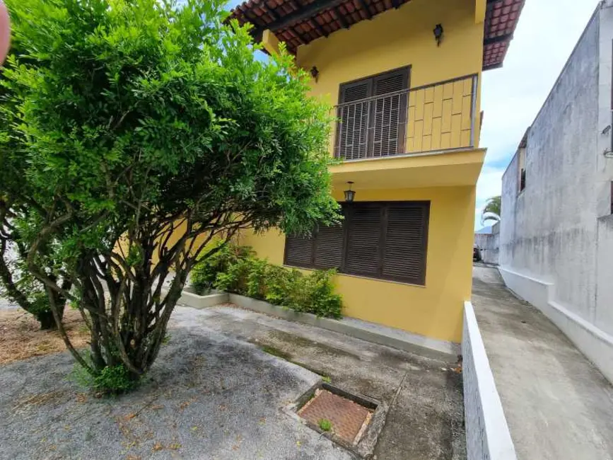 Foto 2 de Casa com 3 quartos à venda, 342m2 em Rio De Janeiro - RJ