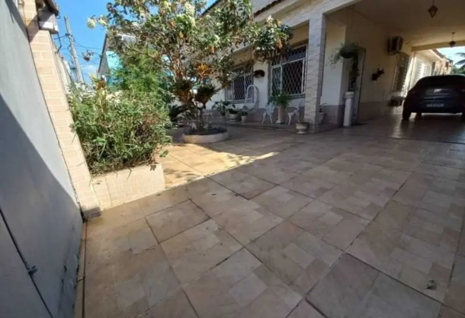 Casa com 3 quartos à venda, 210m2 em Rio De Janeiro - RJ - imagem 2 Foto 2 de Casa com 3 quartos à venda, 210m2 em Rio De Janeiro - RJ