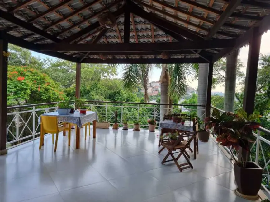 Foto 3 de Casa com 4 quartos à venda, 351m2 em Rio De Janeiro - RJ