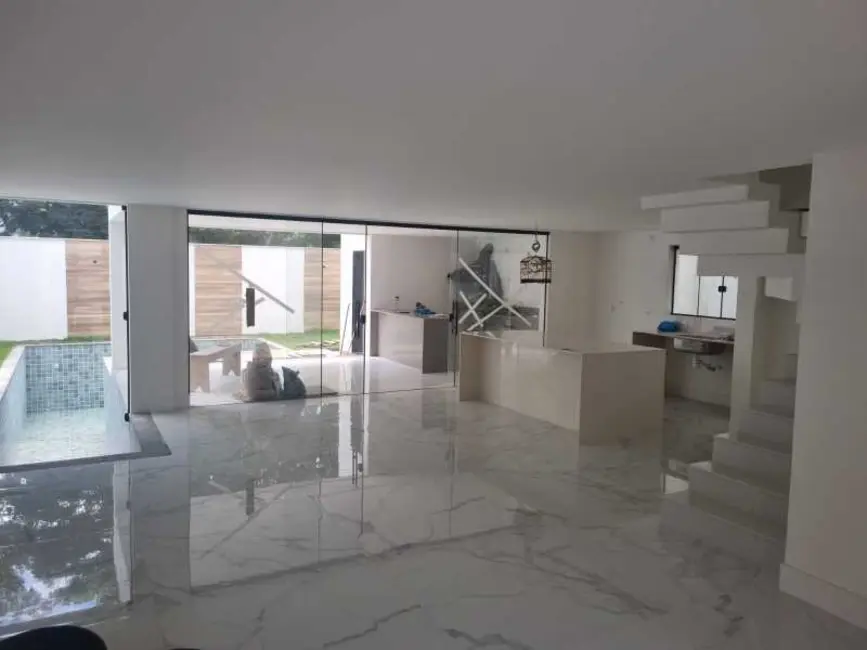 Foto 2 de Casa de Condomínio com 4 quartos à venda, 315m2 em Rio De Janeiro - RJ