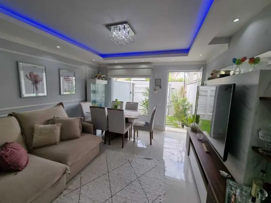 Foto 1 de Casa de Vila com 3 quartos à venda, 136m2 em Rio De Janeiro - RJ