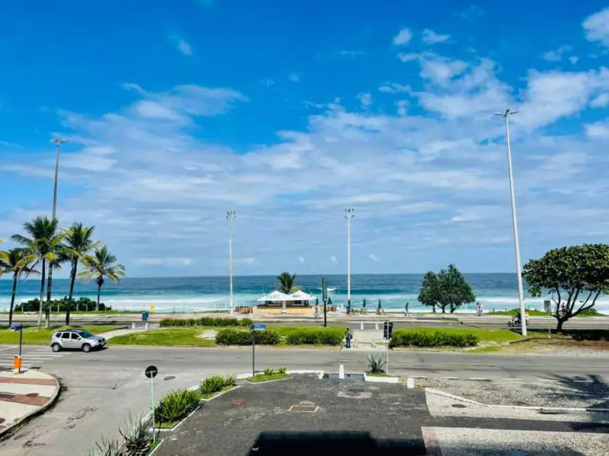 Foto 3 de Apartamento com 4 quartos à venda, 225m2 em Rio De Janeiro - RJ