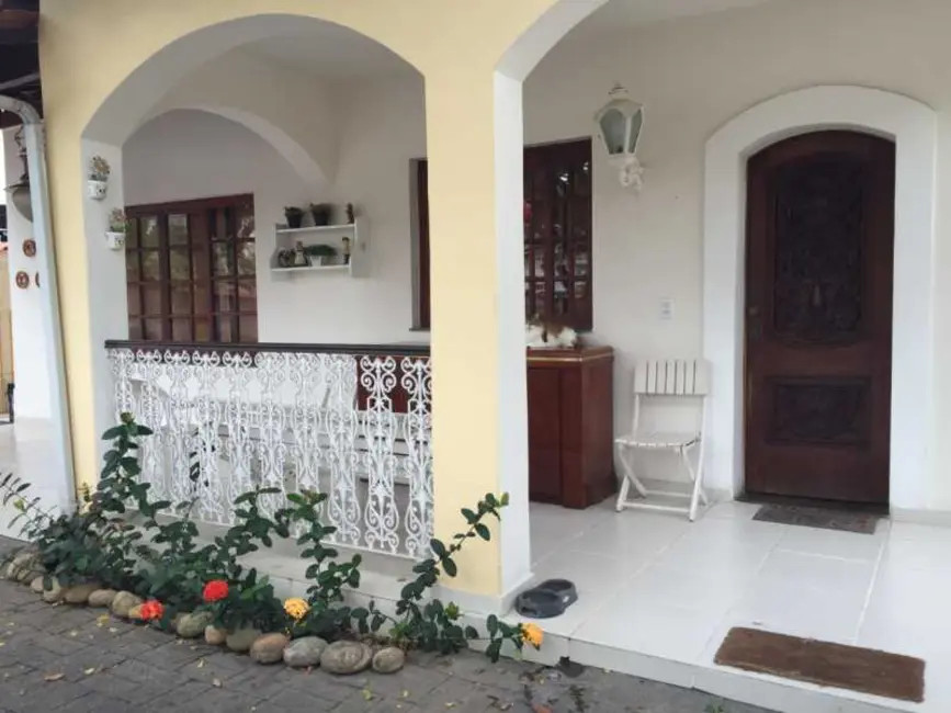 Casa de Condomínio com 3 quartos à venda, 211m2 em Rio De Janeiro - RJ - imagem 3 Foto 3 de Casa de Condomínio com 3 quartos à venda, 211m2 em Rio De Janeiro - RJ