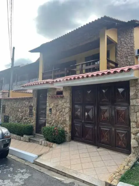 Casa de Condomínio com 4 quartos à venda, 208m2 em Rio De Janeiro - RJ - imagem 2 Foto 2 de Casa de Condomínio com 4 quartos à venda, 208m2 em Rio De Janeiro - RJ