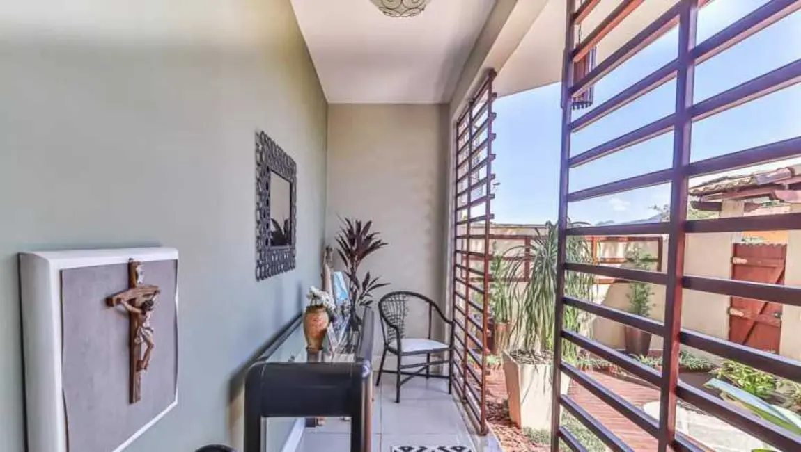 Foto 9 de Casa de Vila com 3 quartos à venda, 130m2 em Rio De Janeiro - RJ