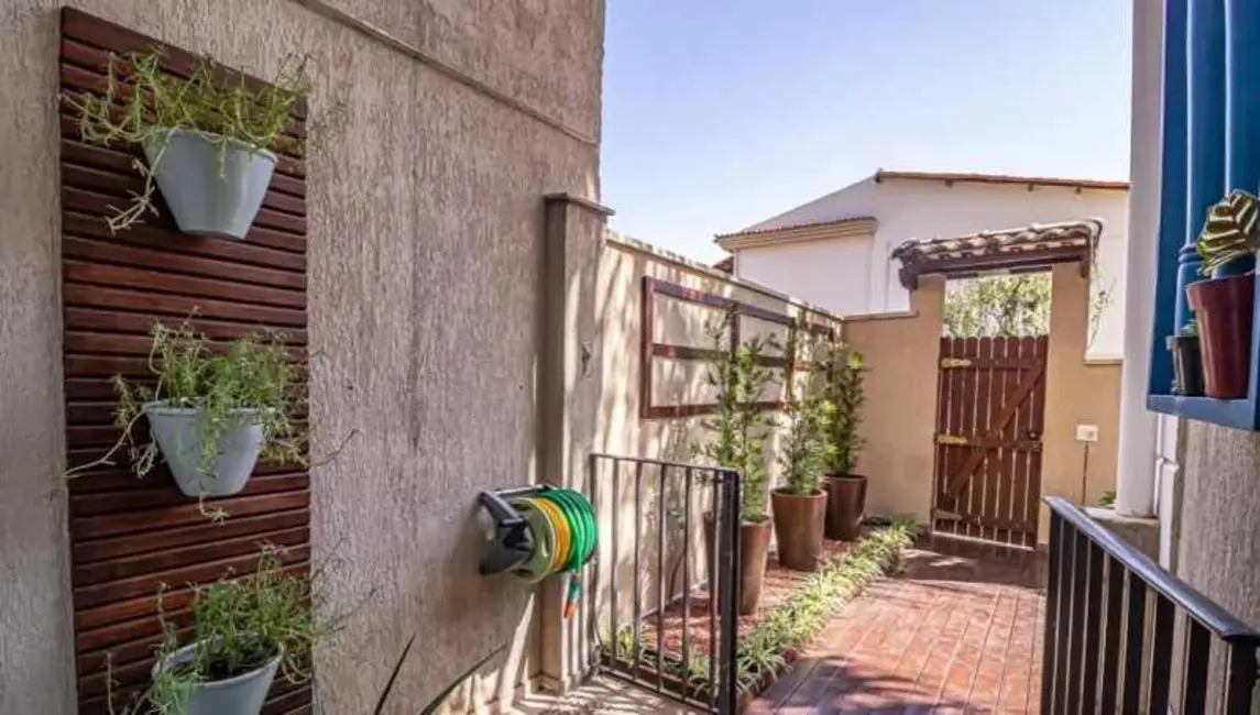 Foto 3 de Casa de Vila com 3 quartos à venda, 130m2 em Rio De Janeiro - RJ