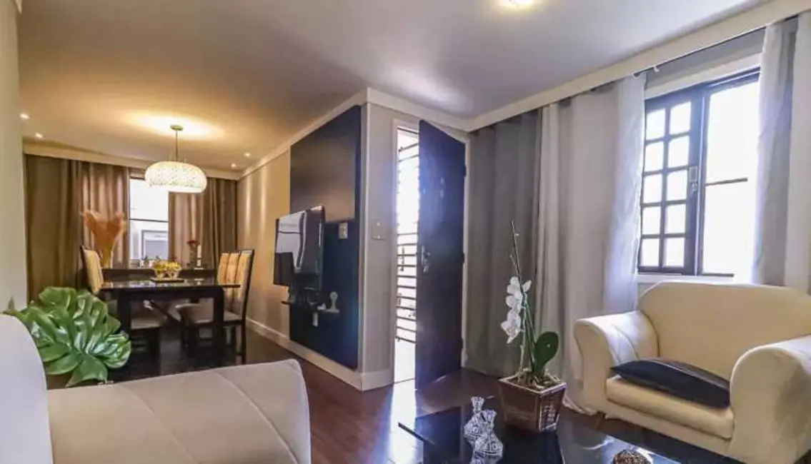 Foto 1 de Casa de Vila com 3 quartos à venda, 130m2 em Rio De Janeiro - RJ
