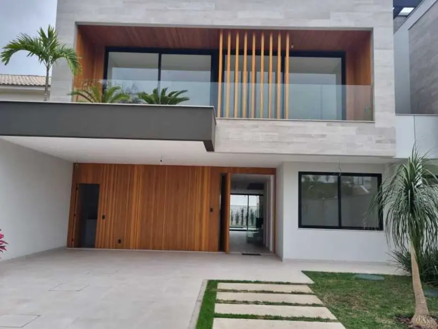 Foto 1 de Casa de Condomínio com 5 quartos à venda, 502m2 em Rio De Janeiro - RJ