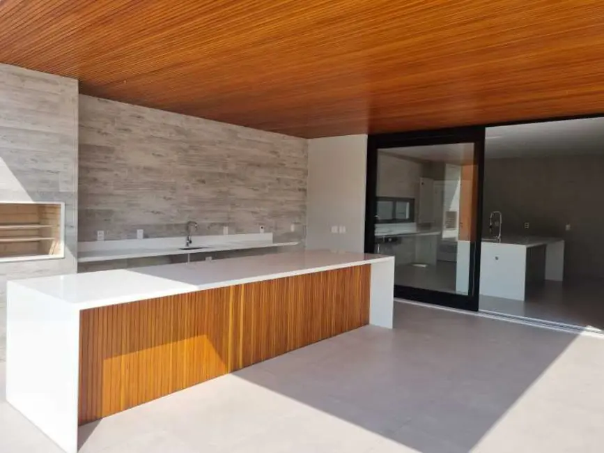 Casa de Condomínio com 5 quartos à venda, 1417m2 em Rio De Janeiro - RJ - imagem 8 Foto 8 de Casa de Condomínio com 5 quartos à venda, 1417m2 em Rio De Janeiro - RJ