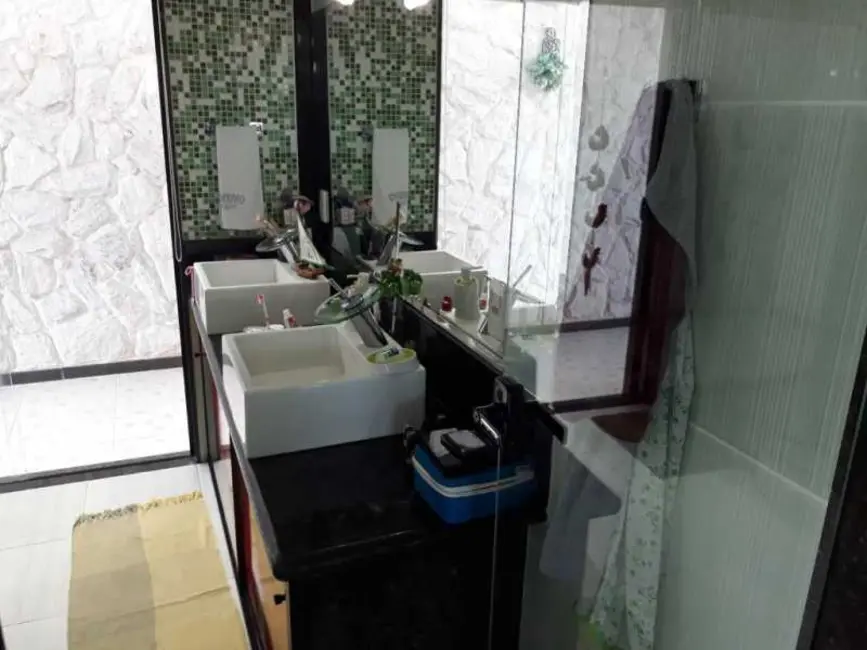 Foto 18 de Casa de Condomínio com 3 quartos à venda e para alugar, 500m2 em Rio De Janeiro - RJ