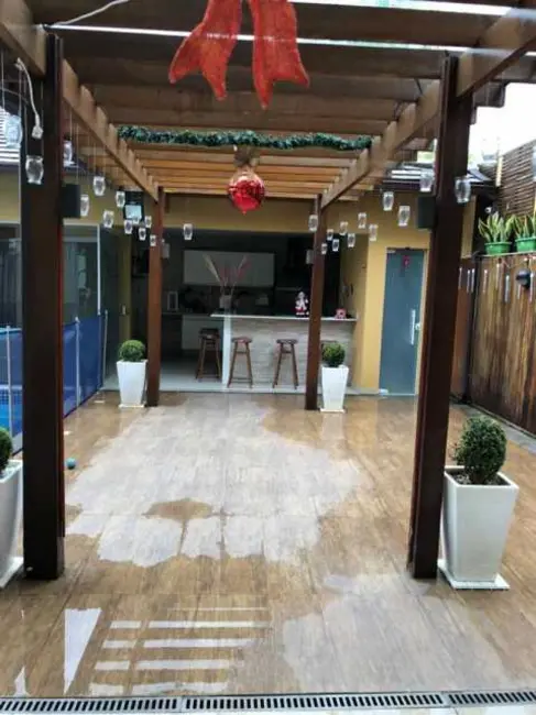 Casa de Condomínio com 4 quartos à venda, 640m2 em Rio De Janeiro - RJ - imagem 4 Foto 4 de Casa de Condomínio com 4 quartos à venda, 640m2 em Rio De Janeiro - RJ