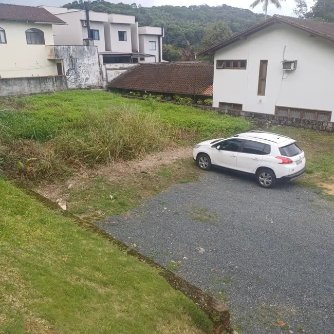 Foto 1 de Terreno / Lote à venda, 548m2 em Glória, Joinville - SC