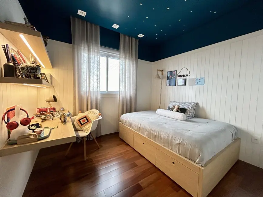 Foto 9 de Cobertura com 4 quartos à venda, 278m2 em Anita Garibaldi, Joinville - SC