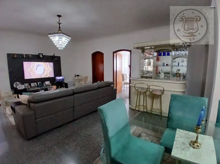 Sobrado com 4 quartos à venda, 159m2 em Vila Santa Maria, São Paulo - SP - imagem 6 Foto 6 de Sobrado com 4 quartos à venda, 159m2 em Vila Santa Maria, São Paulo - SP