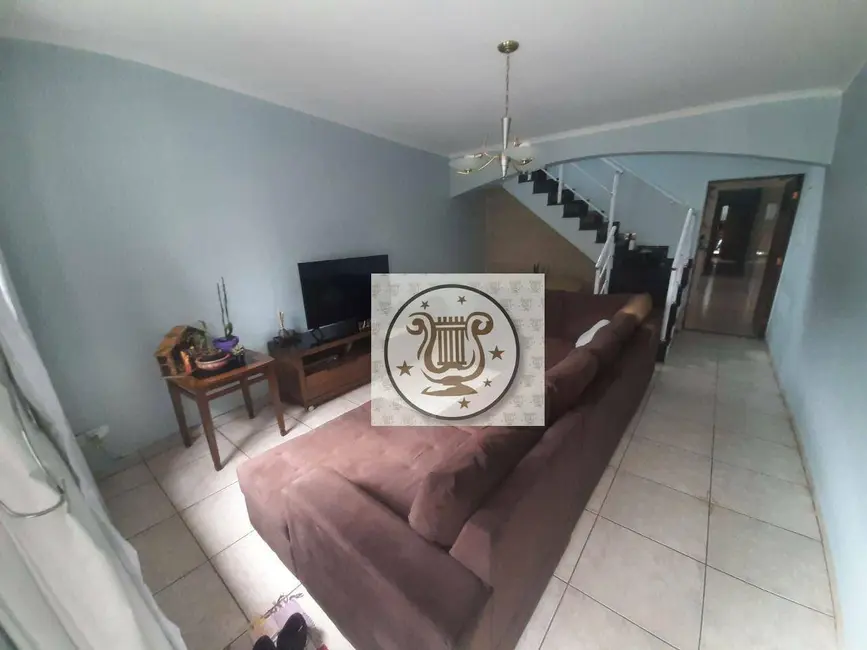 Sobrado com 3 quartos à venda, 250m2 em Sítio do Morro, São Paulo - SP - imagem 5 Foto 5 de Sobrado com 3 quartos à venda, 250m2 em Sítio do Morro, São Paulo - SP