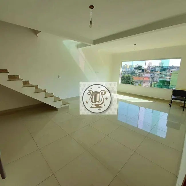 Foto 2 de Sobrado com 3 quartos à venda, 210m2 em Sítio do Morro, São Paulo - SP
