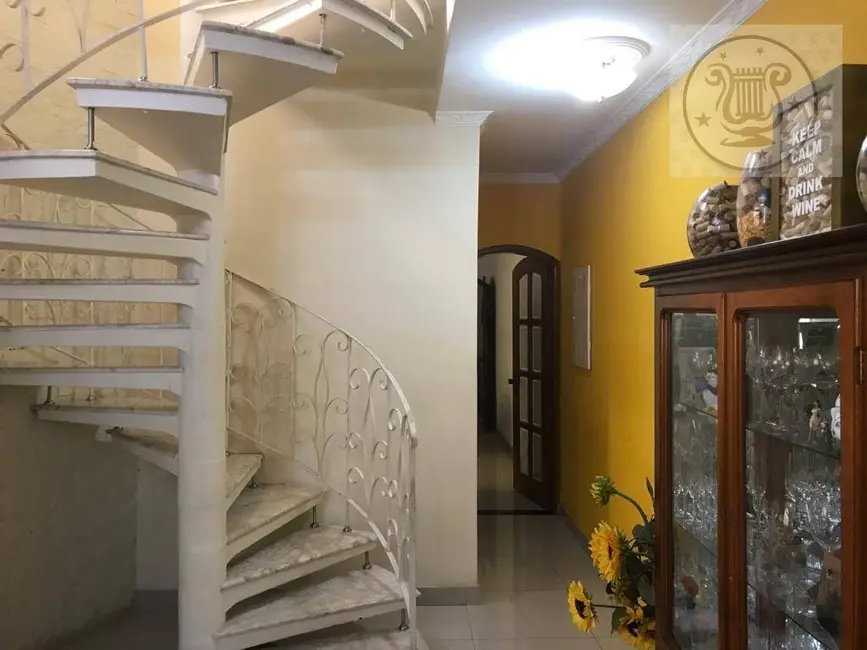 Foto 4 de Casa com 4 quartos à venda, 194m2 em Casa Verde Média, São Paulo - SP