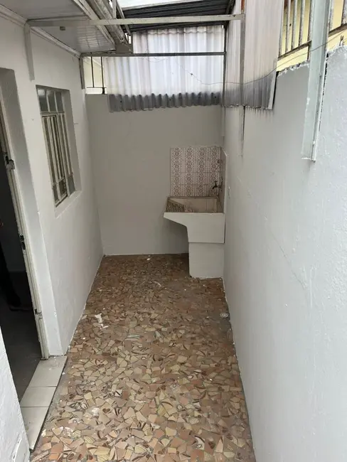 Foto 2 de Casa com 1 quarto para alugar, 37m2 em Vila Carbone, São Paulo - SP