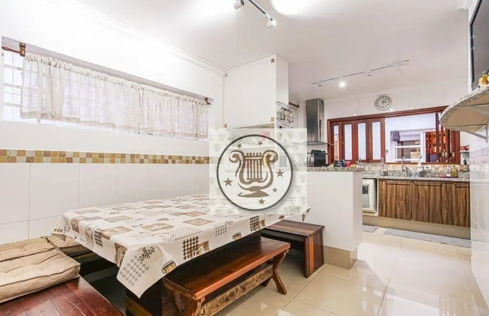 Foto 1 de Sobrado com 3 quartos à venda, 222m2 em Vila Romana, São Paulo - SP