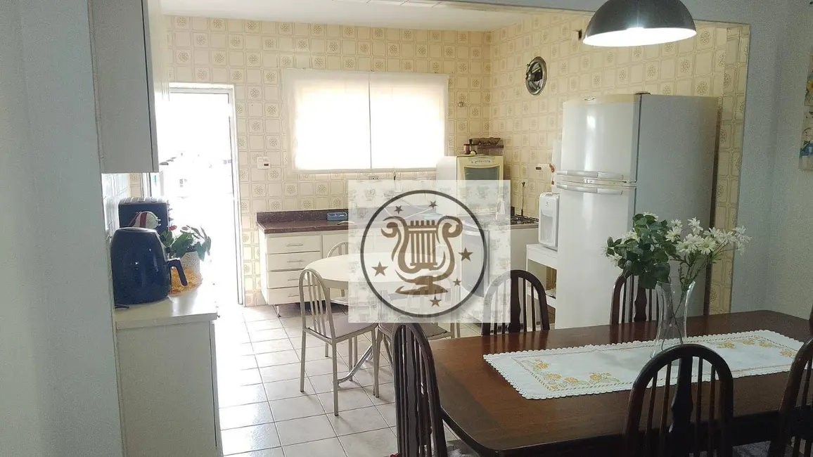 Sobrado com 4 quartos à venda, 180m2 em Vila Santa Maria, São Paulo - SP - imagem 2 Foto 2 de Sobrado com 4 quartos à venda, 180m2 em Vila Santa Maria, São Paulo - SP