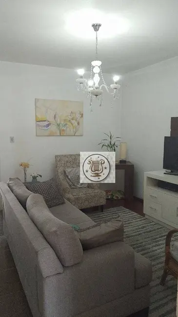 Sobrado com 4 quartos à venda, 180m2 em Vila Santa Maria, São Paulo - SP - imagem 3 Foto 3 de Sobrado com 4 quartos à venda, 180m2 em Vila Santa Maria, São Paulo - SP