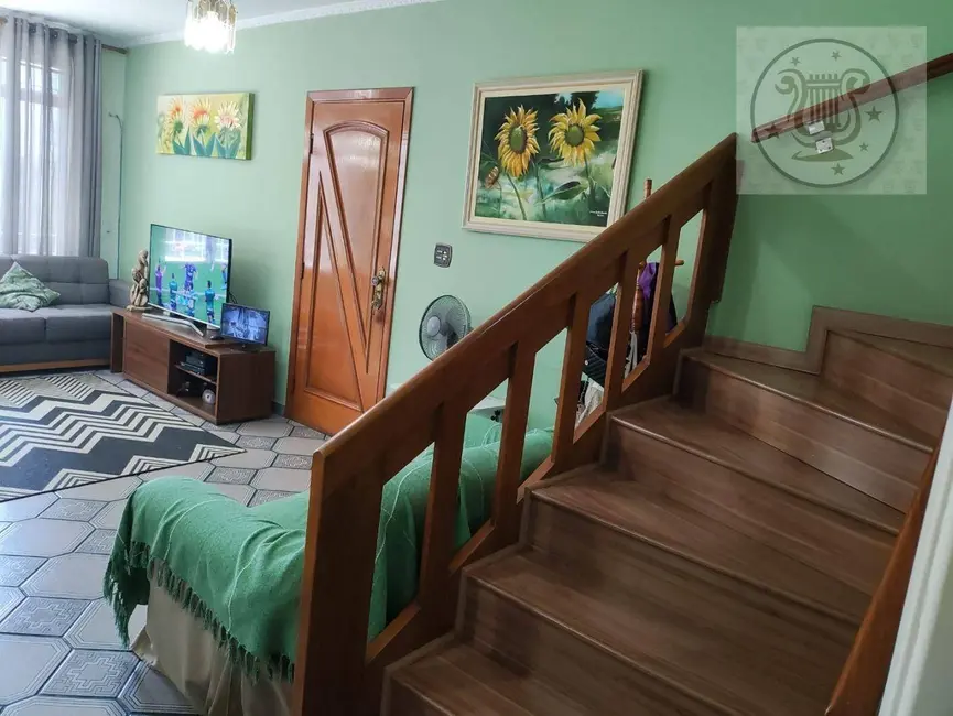 Foto 4 de Sobrado com 3 quartos à venda, 175m2 em Vila São Vicente, São Paulo - SP