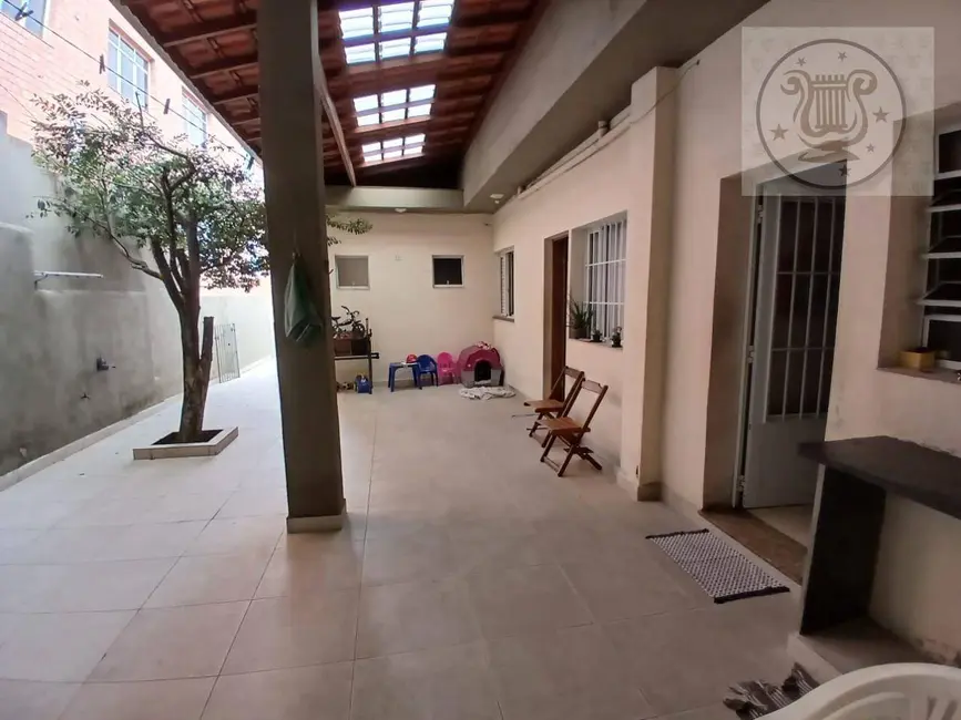 Foto 1 de Casa com 5 quartos à venda, 250m2 em Limão, São Paulo - SP