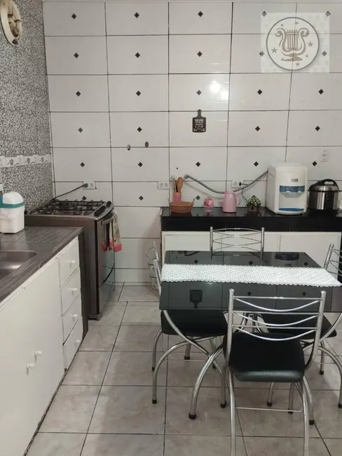 Foto 7 de Casa com 3 quartos à venda, 200m2 em Jardim das Oliveiras, São Paulo - SP