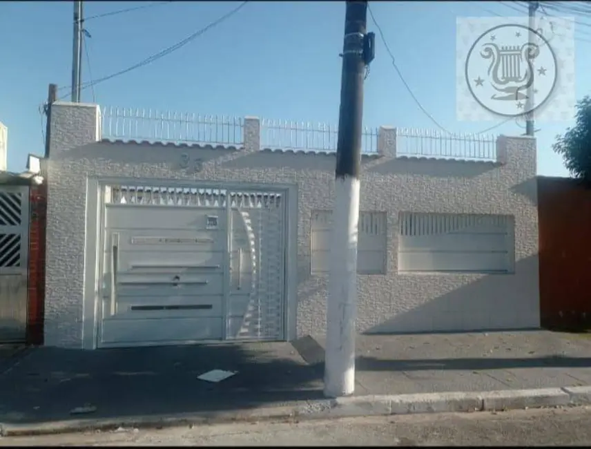 Foto 1 de Casa com 3 quartos à venda, 200m2 em Jardim das Oliveiras, São Paulo - SP