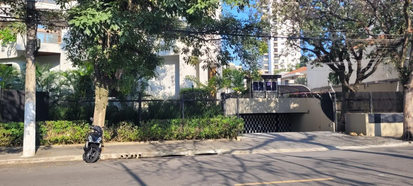 Foto 4 de Apartamento com 4 quartos à venda, 209m2 em Campo Belo, São Paulo - SP