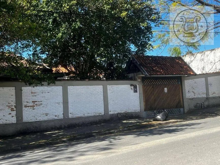 Foto 2 de Casa com 4 quartos à venda, 800m2 em Jardim das Nações, Taubate - SP