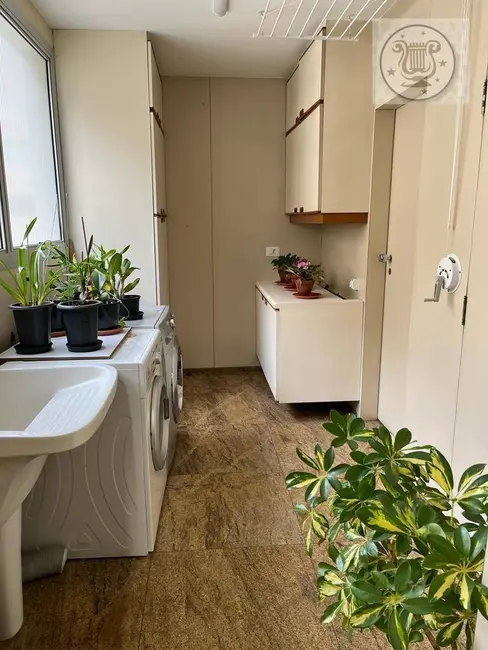 Foto 9 de Apartamento com 3 quartos à venda, 180m2 em São Paulo - SP