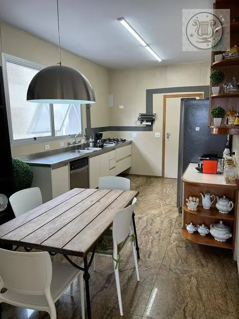 Foto 2 de Apartamento com 3 quartos à venda, 180m2 em São Paulo - SP