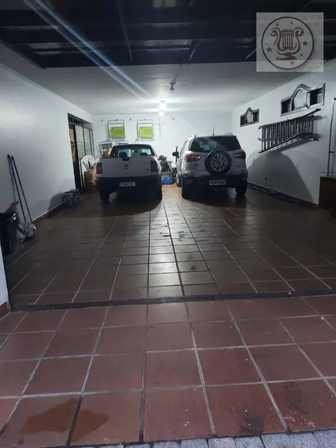 Foto 3 de Sobrado com 5 quartos à venda, 240m2 em Vila Jacuí, São Paulo - SP